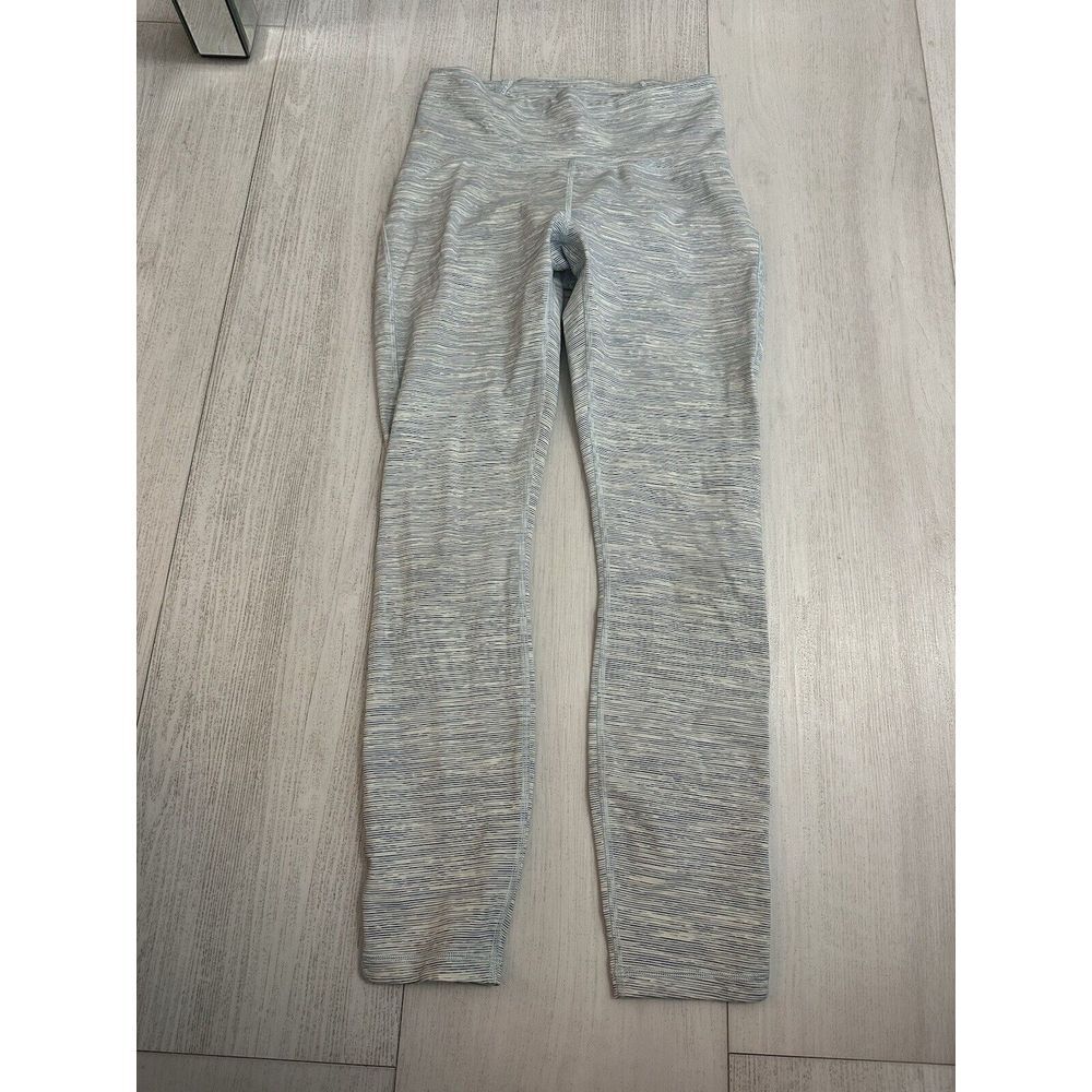 Lululemon‎ Train Times Pant 25" Sz 6 Wee Are From Space Sheer Blue Chambray